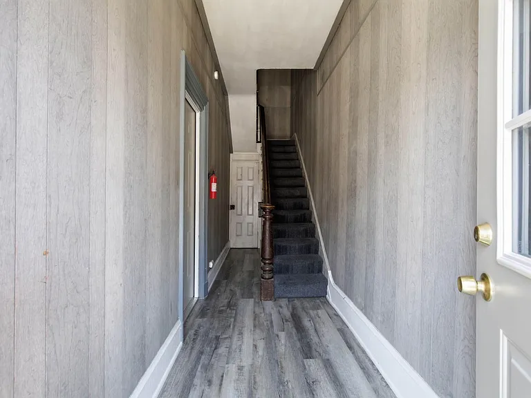 115 N 3rd St — Photo 17