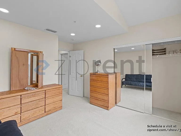 1001 Sandhurst Dr — Photo 22