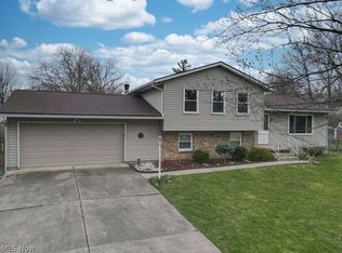 4176 Baird Rd, Stow, OH 44224
