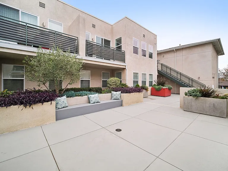 Yolo West Apartments — Photo 14