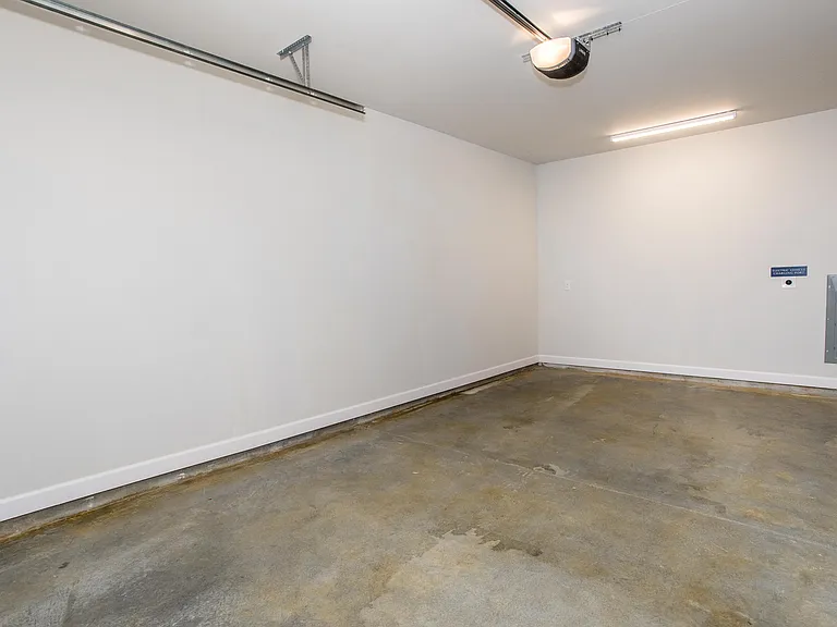 The Reserve at Rivington Townhome Rentals — Photo 25