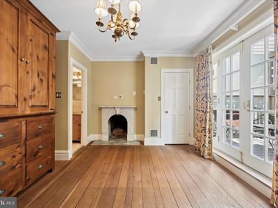 535 Delancey St, Philadelphia, PA, 19106