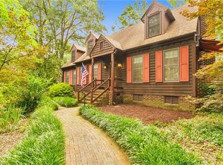 1019 E Willowbrook Dr, Burlington, NC 27215
