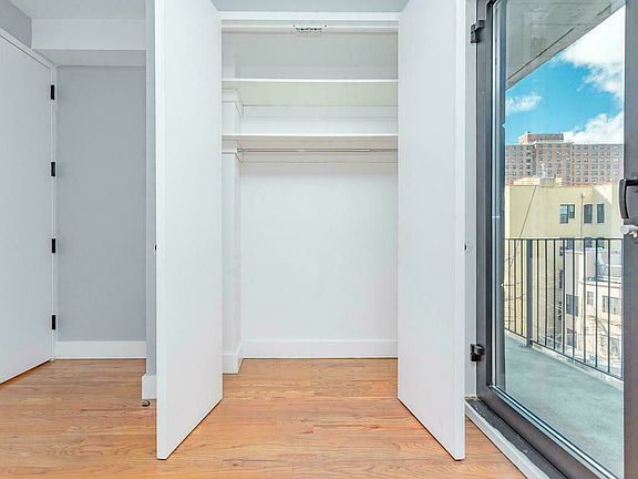 5th image of 1000 Flushing Ave #809