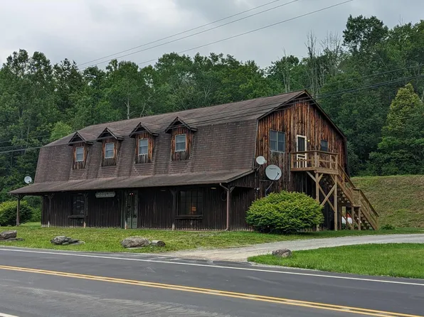 906 State Route 11, Nicholson, PA 18446