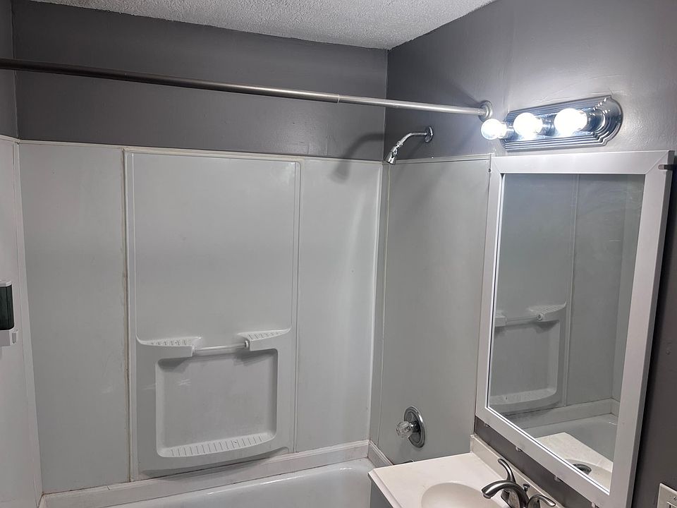 1st image of 63 Windwood Cts #D
