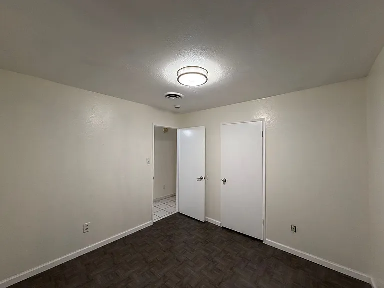 2617 Auburn Ct — Photo 17