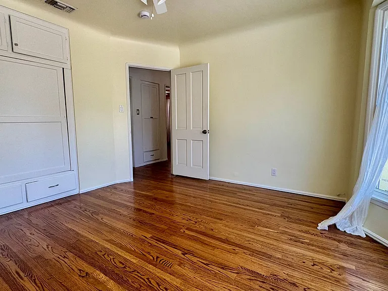 3513 S Sycamore Ave — Photo 31