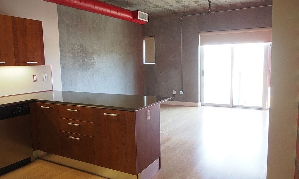 1st image of 645 W 9th St APT 624
