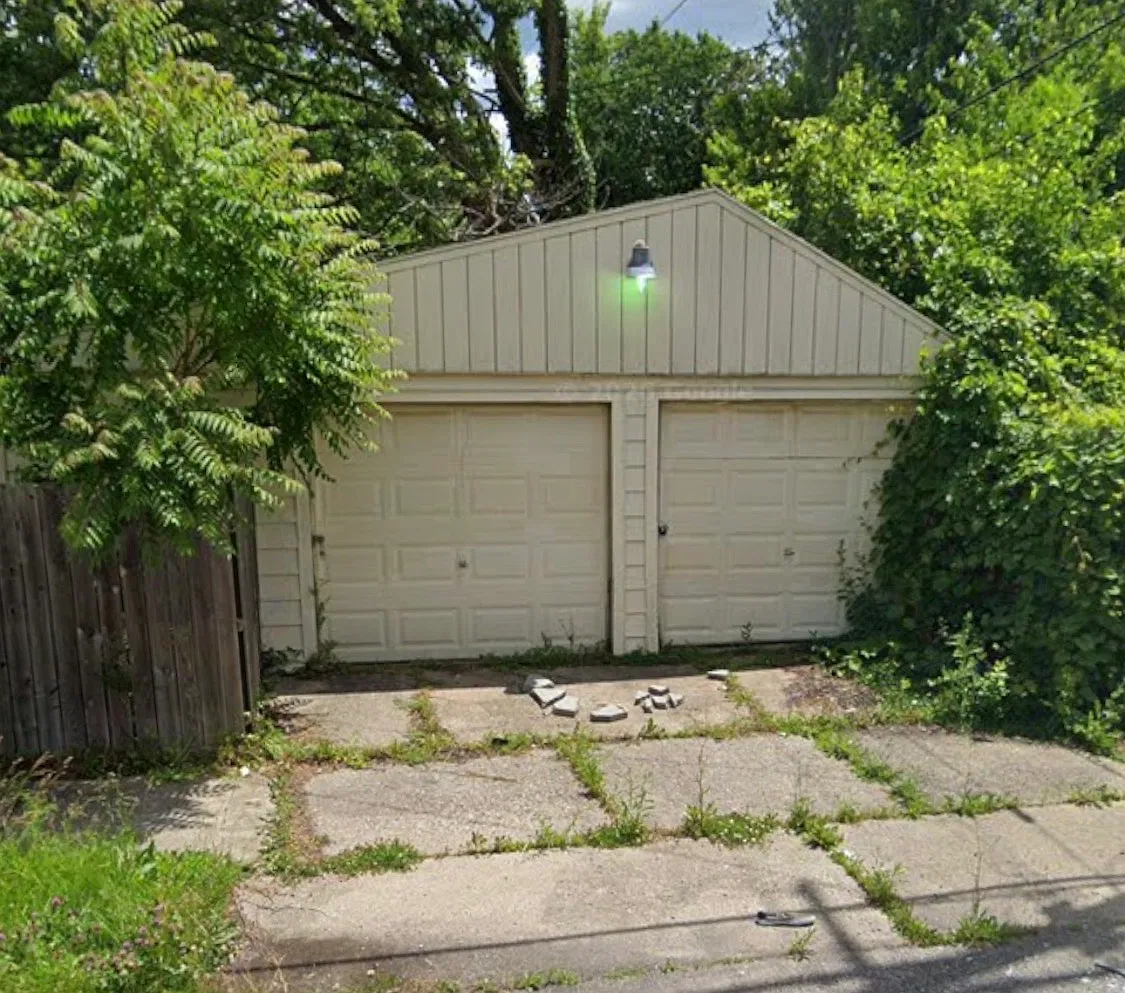 3 bed, 1000 sqft, $1,400 — Photo 2