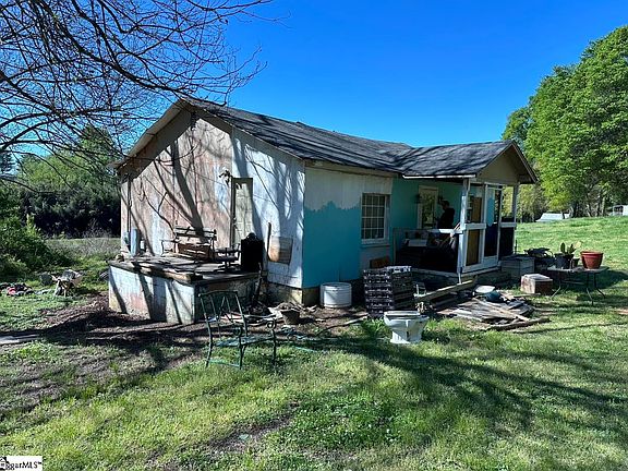 3rd image of 212 White Horse Road Ext