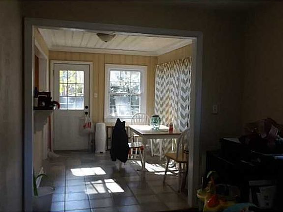 4th image of 1723 Willow Wood Dr