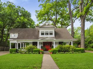 707 W Marvin Ave, Waxahachie, TX 75165