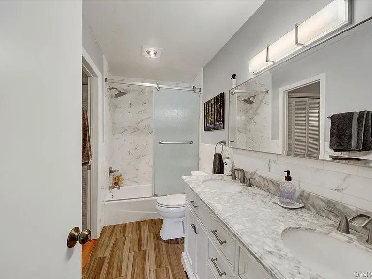 1901 Village Dr — Photo 9