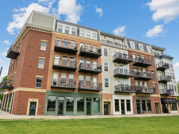 303 Front St Unit 1401, Lemont, IL 60439