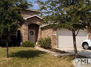 1817 Foxfield, Justin, TX 76247