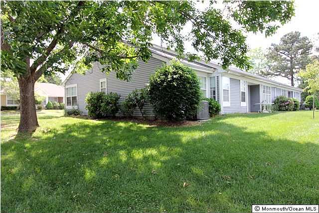2nd image of 988 Buckingham Drive #B