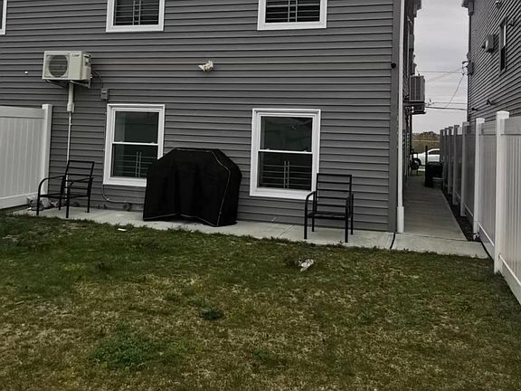 2nd image of 7425 Hillmeyer Ave #G