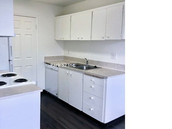 2nd image of 4002 S Warner St #18