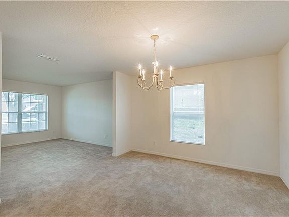 3rd image of 368 Sky Valley St