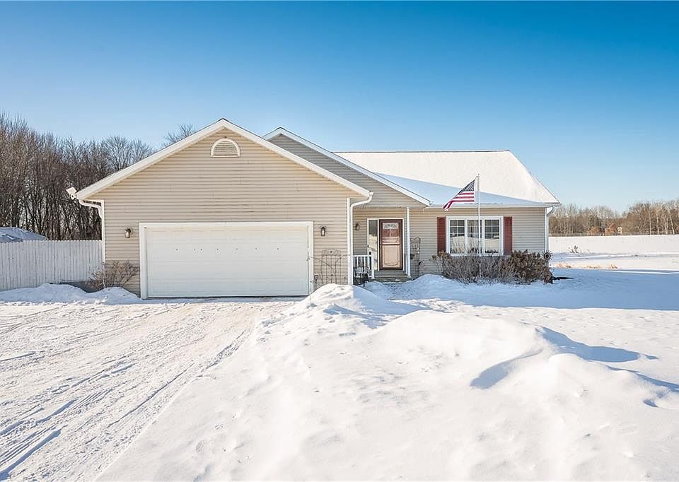 1st image of E9562 690th Avenue