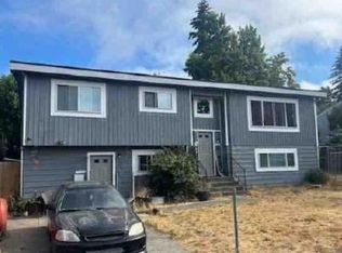 1128 S 204th St, Seatac, WA