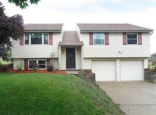 140 Kings Dr, Monaca, PA