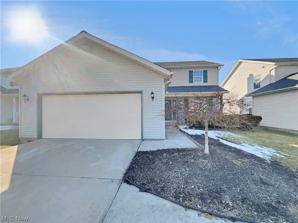 6534 Smith Rd, Brookpark, OH 44142