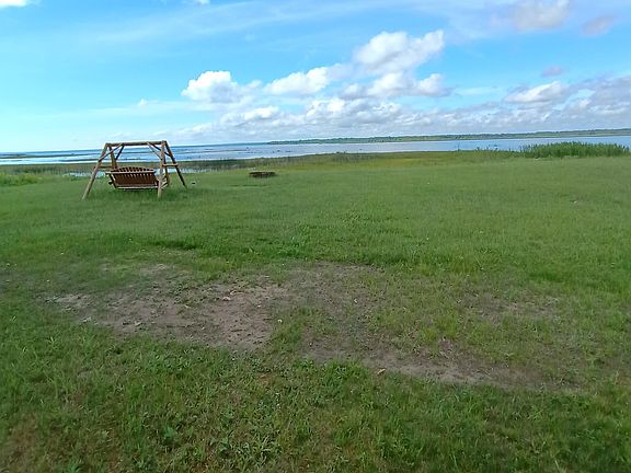 3rd image of 3135 Partridge Point Rd S