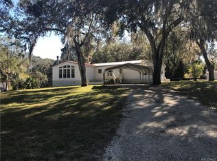 8245 S Lake Consuella Dr, Floral City, FL 34436