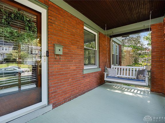 5th image of 5908 Woodmont Ave
