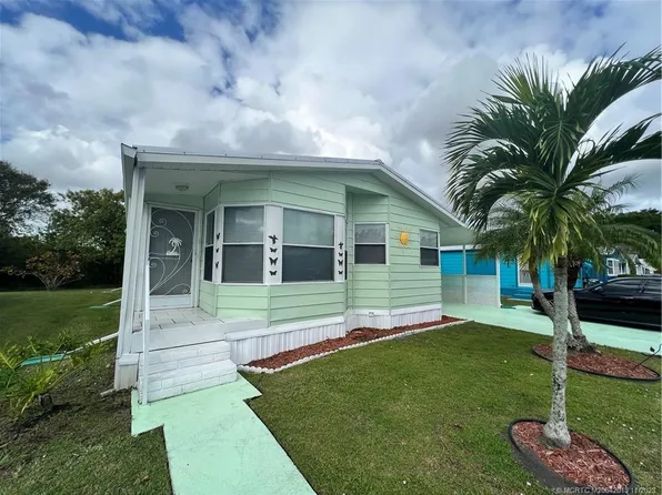 8451 Florence Dr, Port Saint Lucie, FL 34952