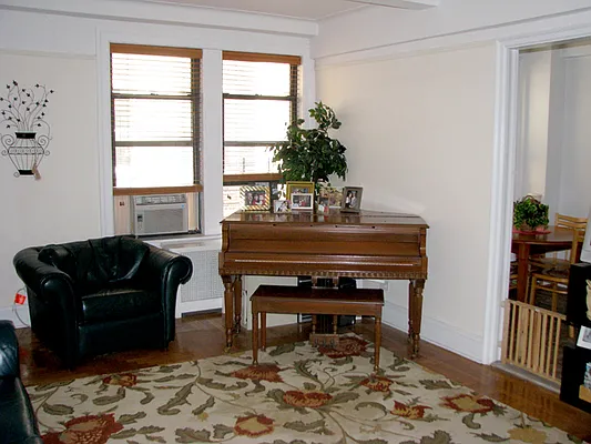Rented by Stonecrest Realty | media 17