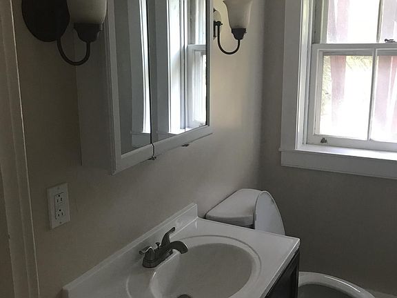 3rd image of 3007 E Lincoln Hwy #1