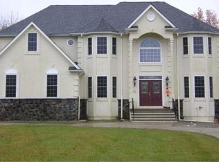 1 Laurie Dr, Voorhees, NJ 08043