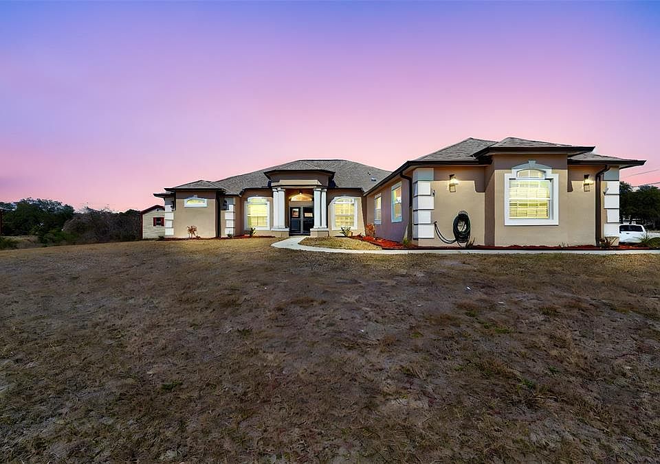 1st image of 18317 Treehaven Dr