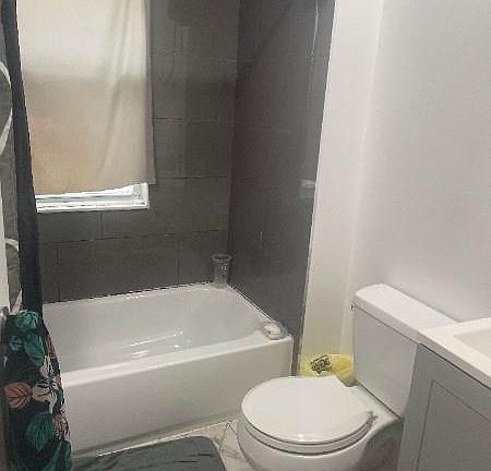 2nd image of 5029 Whitfield St