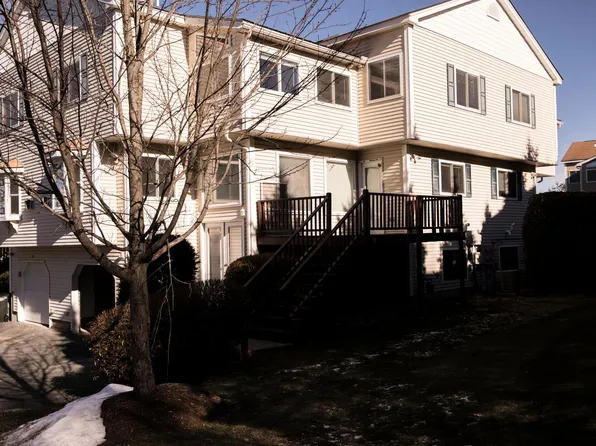 37 America Blvd #1C, Ashland, MA 01721