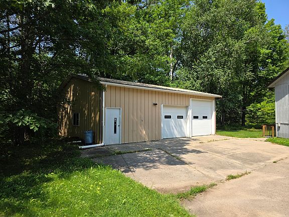 4th image of 14328 Hart Lake Rd