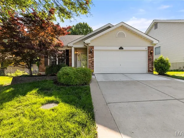 10140 Shapfield Ln, Saint Louis, MO 63123