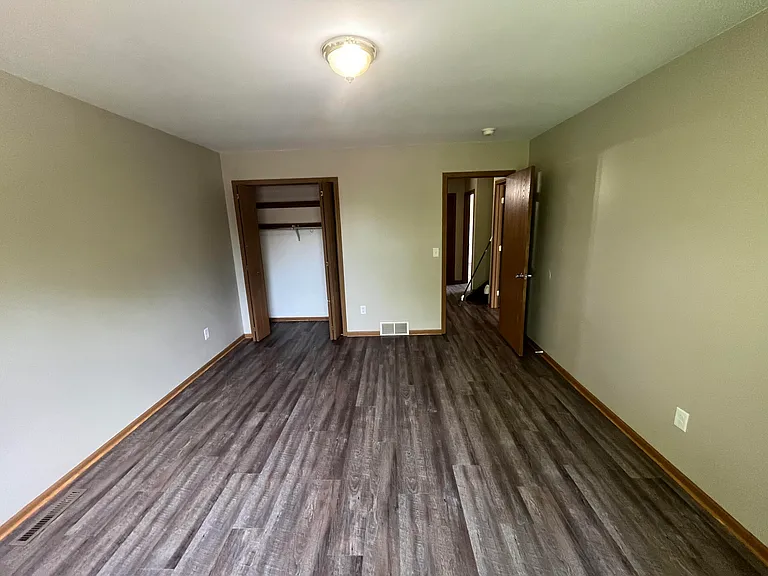 6940 Shattuck Rd — Photo 11