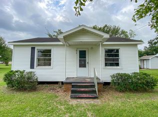 213 Landry St, Sulphur, LA 70663