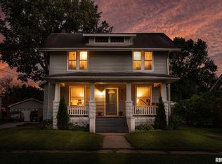 2209 Division St, Murphysboro, IL 62966