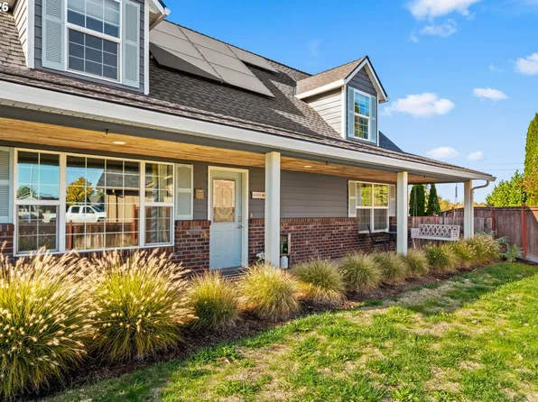 1898 Iron Horse Rd, Eugene, OR 97402