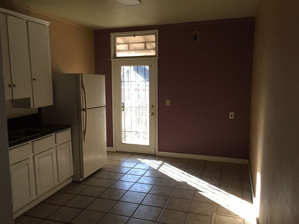 2nd image of 114 W Flora St APT 2