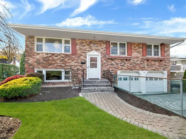 43 Eastwind Rd, Yonkers, NY 10710