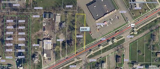 2nd image of 2737 Mahoning Rd NE