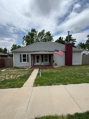 308 Charlotte St Photo 1