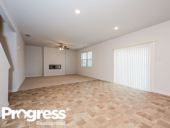 5th image of 120 Hamilton Pointe Dr