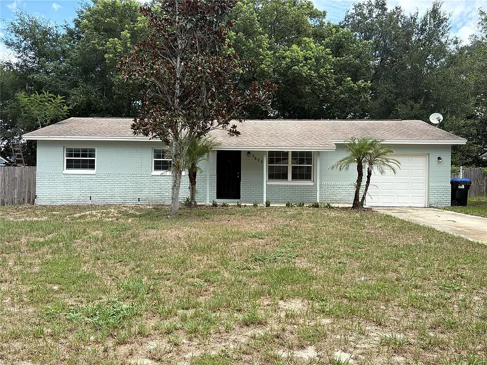 5825 Lullaby Ln